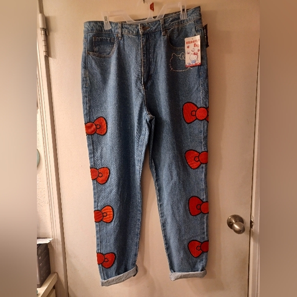 Denim - NWT Hello Kitty Junior's Blue Jeans Size 13